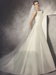 -南京宝娜嫁衣婚纱礼服馆(中央路店)