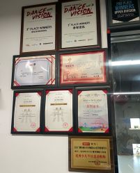 -WITCH （舞季）舞蹈工作室