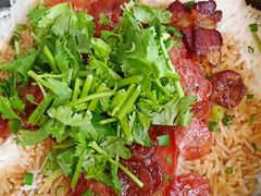 广式腊味煲仔饭-狐狸爱上椰子鸡(金地广场店)