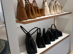 -Longchamp(佛罗伦萨小镇奥特莱斯店)