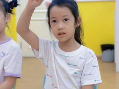 -艺年级儿童语言艺术中心(冉家坝爱融荟城店)