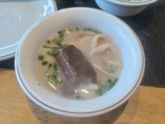 -肖仙仙羊肉汤·创于1996年(三官堂总店)