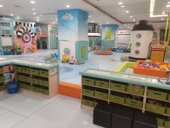 -孩子王童乐园(唐山万达广场店)