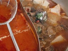 -左庭右院鲜牛肉火锅(浦江欢乐颂店)