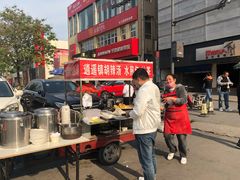 -体育场(地铁站)