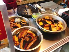 -松树干拌面店