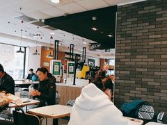 大堂-麦当劳(健德桥得来速店)