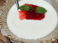 蔓越莓玫瑰花酱酸奶-TamTam