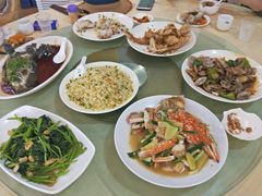 -鹏城人家海鲜酒家·23年老字号(较场尾店)