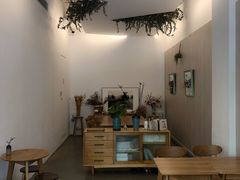 -尤加利咖啡馆