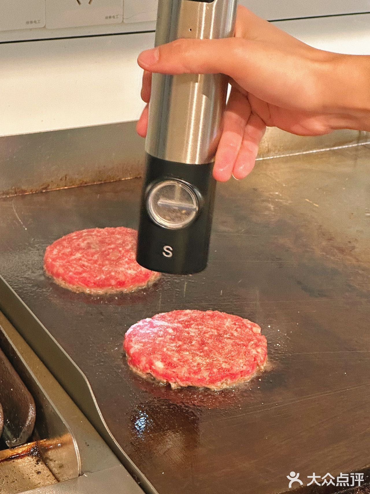 在福州！人生苦短，及时吃堡🍔