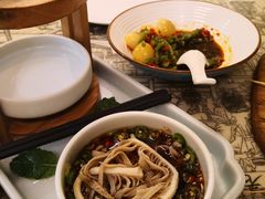 -十二饭点·川菜(北站圆融店)