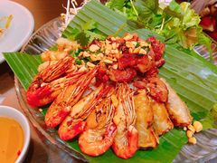 -大头虾越式风味餐厅(光明广场店)
