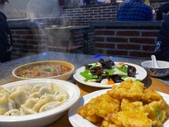 -山里屯铁锅炖(哈尔滨中央大街店)