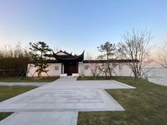 -上海滴水湖皇冠假日酒店