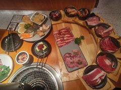 -拾勝牛·江景安格斯烧肉放题(江湾阳光天地店)