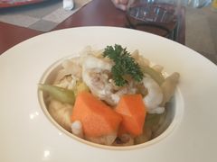 -粤尚腾香居中餐厅(首都机场希尔顿店)