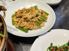 -李记饺子·熏酱东北菜(欢乐谷店)