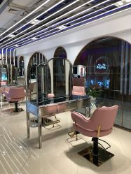 -BULB STUDIO 巴柏明星发型工作室