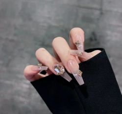 -兔猫ToMoreNails美甲美睫