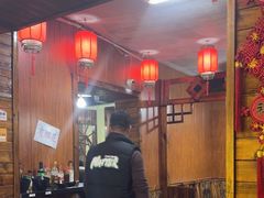 -果松木炭酸菜铜火锅·外婆参鸡汤