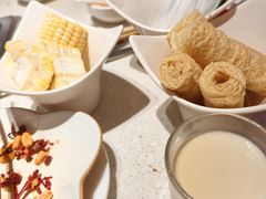 -海底捞火锅(中商百货夜宵主题店)