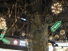 -吾悦广场(南京鼓楼店)