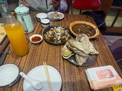 -蚝堡海鲜·威海菜·海肠捞饭·烧烤·亚洲吃蚝公司(幸福门店)