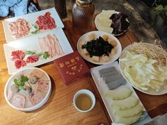 -城墙拐拐火锅(三峡广场黑金冠店)