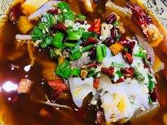 -侬佳蒸菜馆(听潮店)