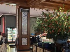 -八府香鸭·啫啫煲(华山路店)