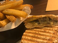 -来龙里 精致 东南亚餐室(万象城店)
