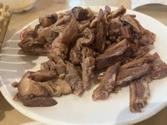 -闫家驴肉老店(华电一校店)