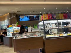 -奈雪的茶(湖滨银泰in77C区PRO店)