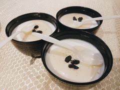 手工自制酸奶-巴扎美食·新疆菜·西域歌舞表演餐厅(新疆大厦店)