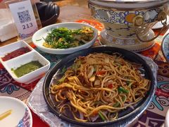 -蒙亨·手把肉·蒙古包文化主题餐厅(天恒广场店)