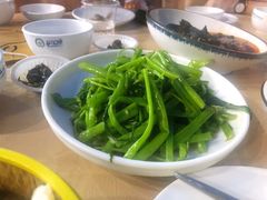 清炒时蔬-琼大师东方烤乳猪(亚特兰蒂斯店)