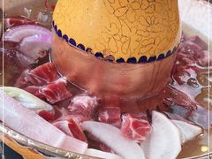 -毛辣果·贵州红酸汤牛肉火锅(西单店)