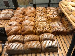 -Dough&Joe团憩(瑞虹天地月亮湾店)