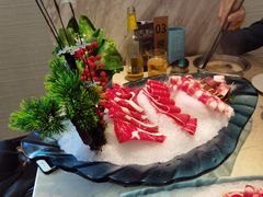 牛肉拼牌-海上明月海鲜火锅 鲜切牛肉