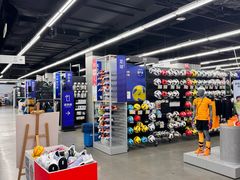 -迪卡侬(顺峰山店)