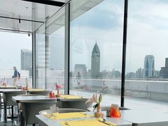 靠窗位-璞渼咖啡 ROOF P.M. Café(浦东美术馆店)