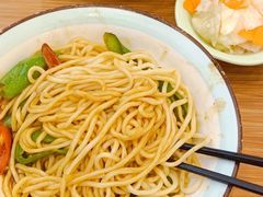 -顺溜·手工刀削面·黑金店(铜锣湾店)