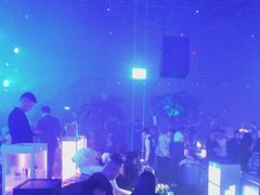 -简奥斯汀·赫本酒吧