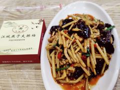 -江城燕子大排档(江汉路步行街店)