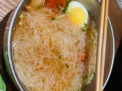 -鑫釜山海鲜烧烤(鑫丰国际店)