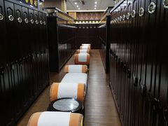 -碧中海汤泉汗蒸酒店