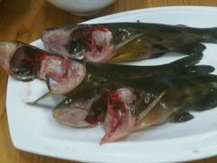 -苗伯妈酸汤火锅