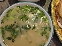 -闫府私房菜(恒隆店)