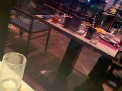 -大中华希尔顿酒店-念自助餐·嗨啤·小龙虾